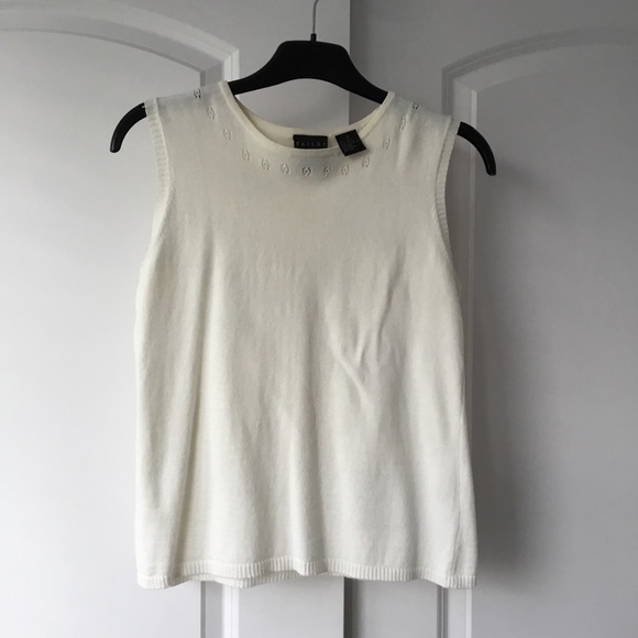 Woman’s clothes - Picture 6 of 6